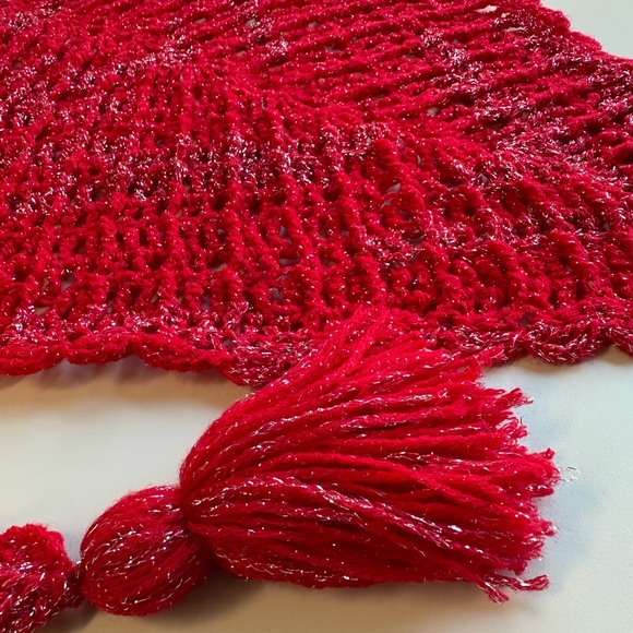 Crochet Light Weight Triangle Shawl / Scarf handmade Red Metallic - Picture 3 of 13